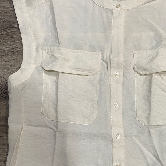 Banana Republic Cream Button-Up Top - Picture 3 of 4